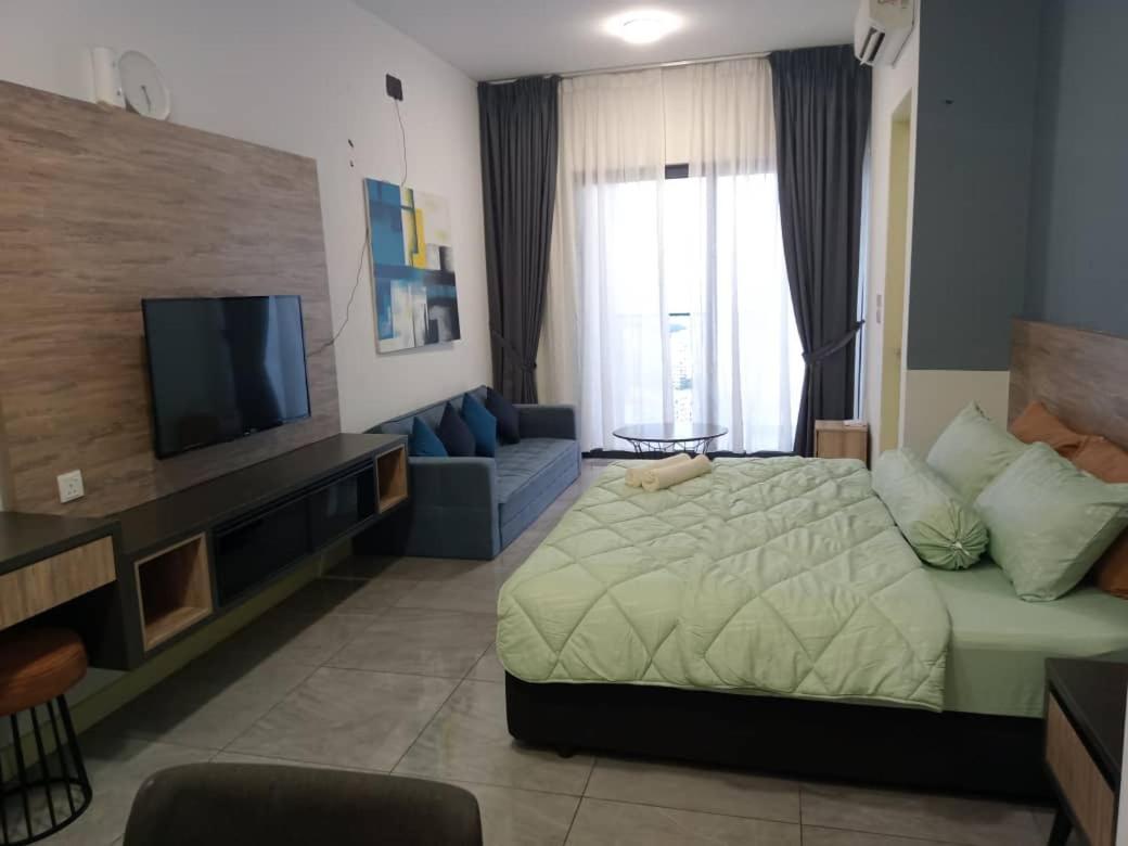 Apartment Shah Rizki At Imperio With Swimming Pool Muslim Friendly Malacca